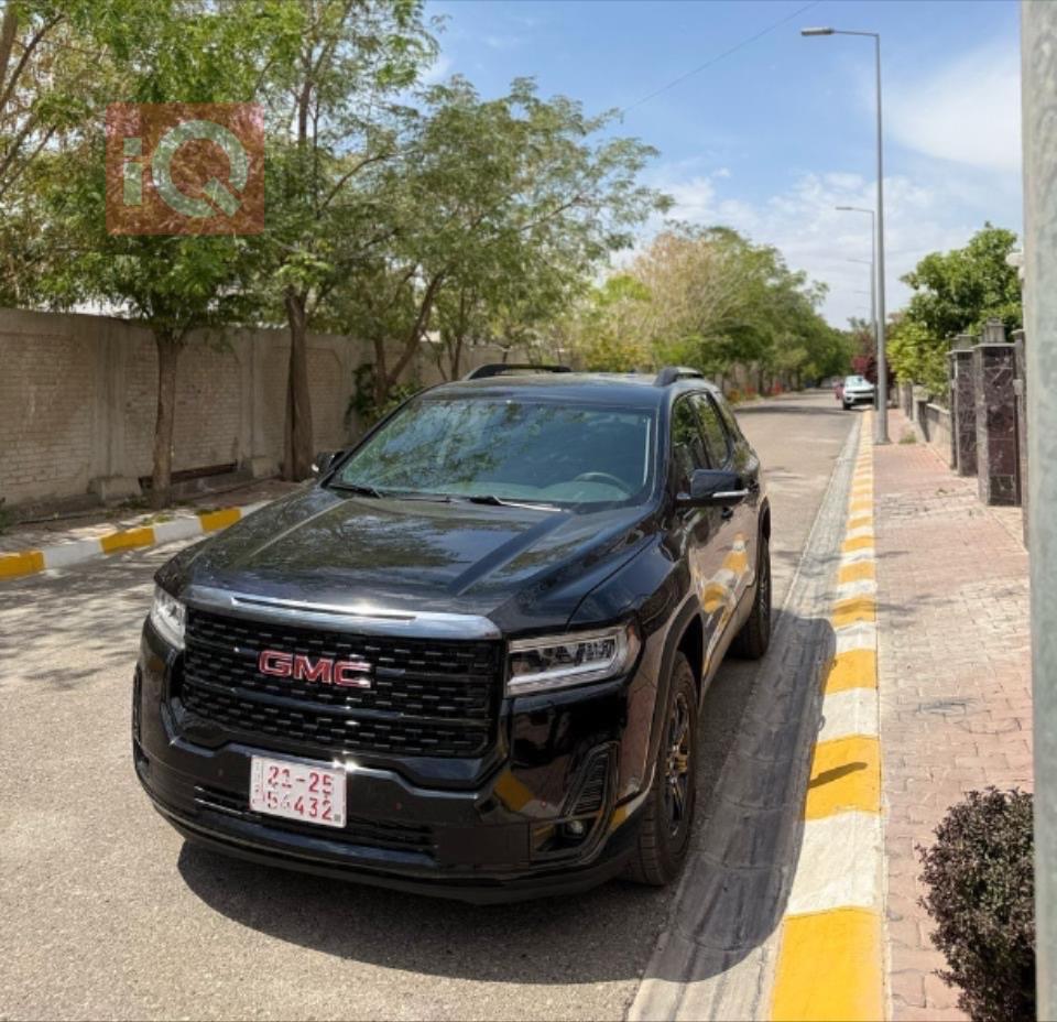 GMC Acadia